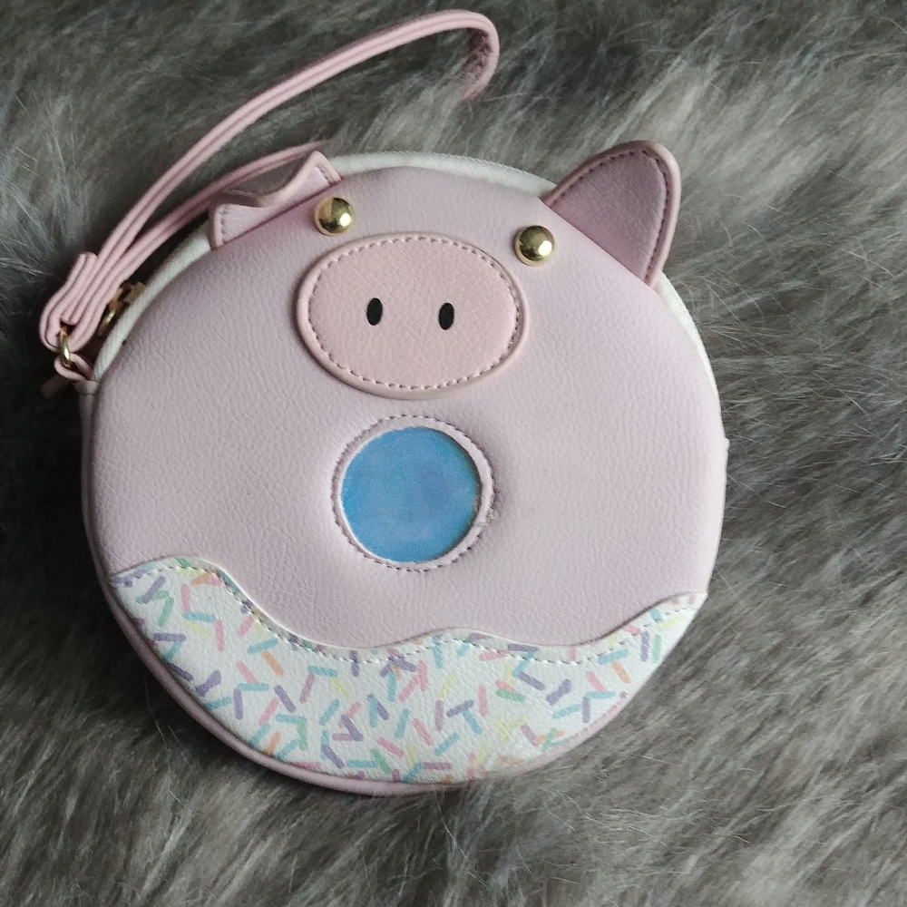 NEW Betsey Johnson | pig piggy donut wristlet